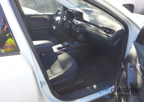 2023 Ford Escape z USA, uszkodzony, nr VIN 1FMCU0FN5PUA34504